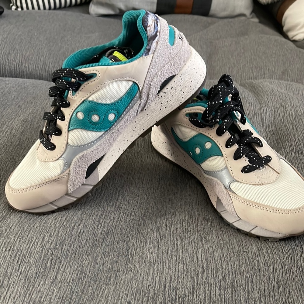 Unisex Saucony Shadow 6000